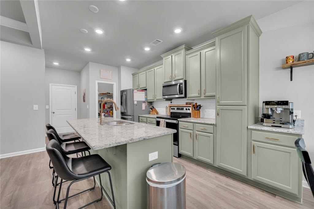 7720 Silk Tree Pointe Property Photo 10