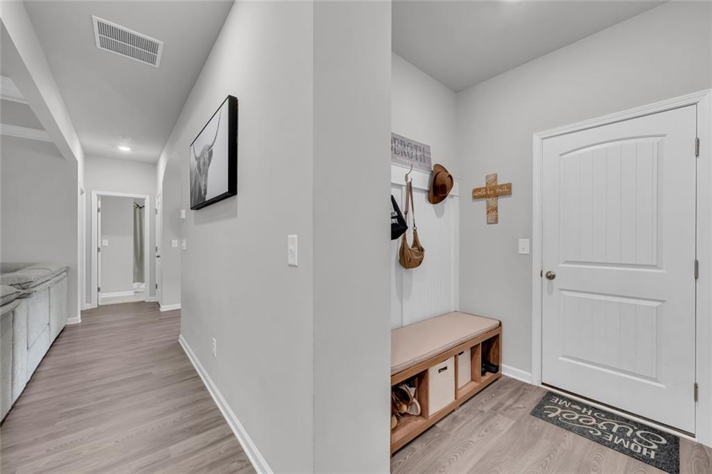 7720 Silk Tree Pointe Property Photo 28