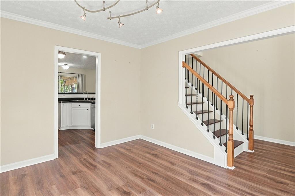 4458 High Gate Drive Nw Property Photo 6