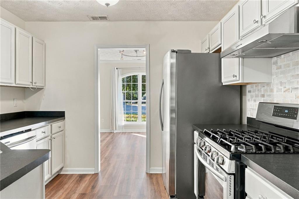 4458 High Gate Drive Nw Property Photo 8