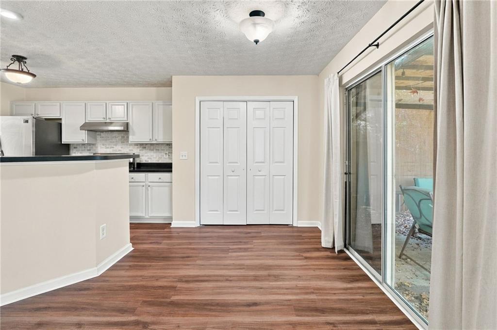 4458 High Gate Drive Nw Property Photo 12