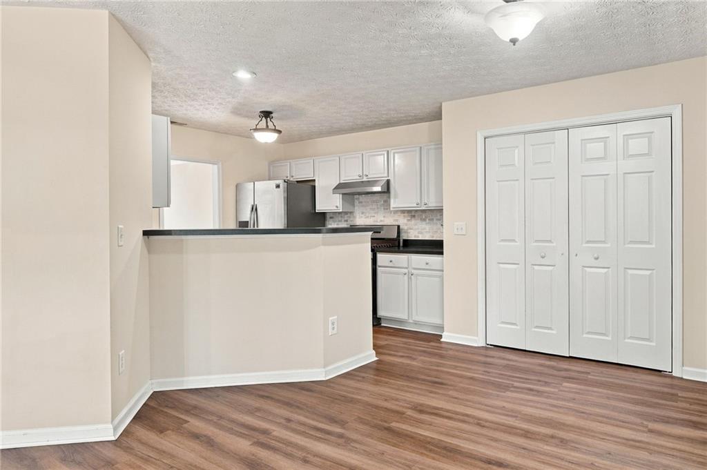 4458 High Gate Drive Nw Property Photo 14