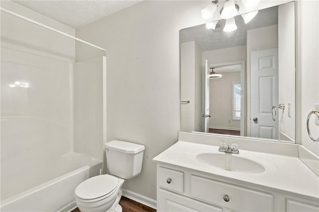 4458 High Gate Drive Nw Property Photo 28