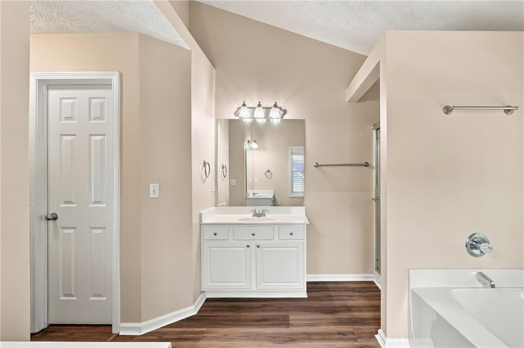 4458 High Gate Drive Nw Property Photo 35