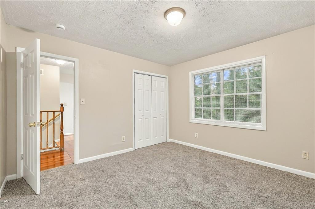 1166 Shoreham Drive Property Photo 10