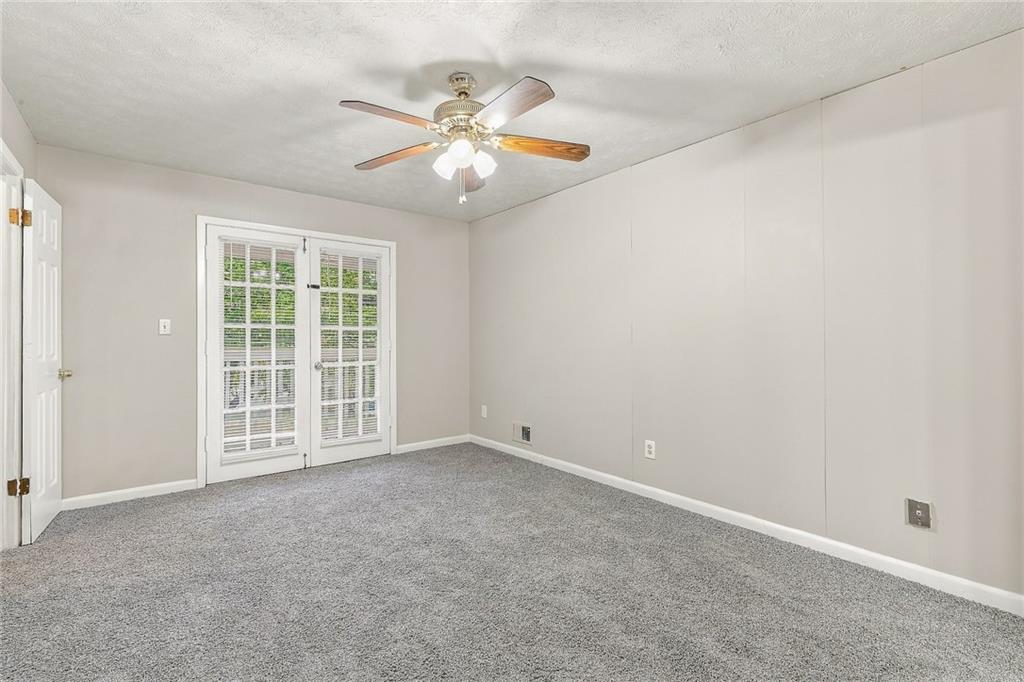 1166 Shoreham Drive Property Photo 12