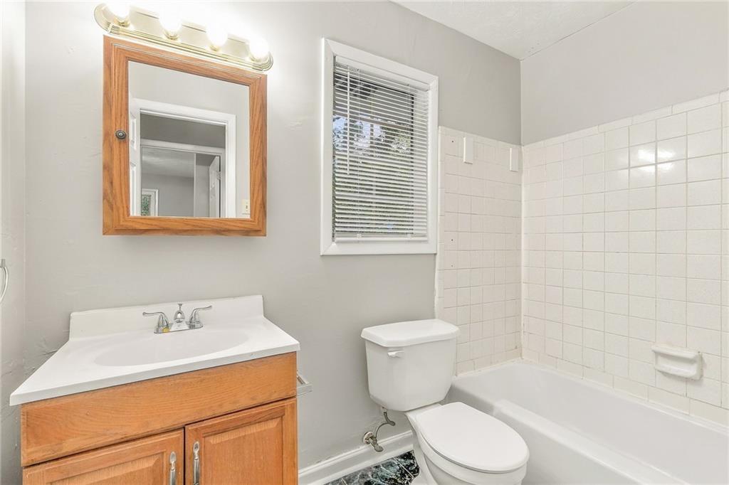 1166 Shoreham Drive Property Photo 14