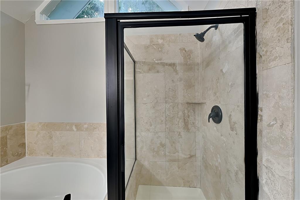 2798 Beddington Way Property Photo 11