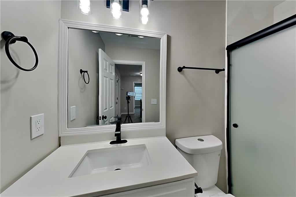 2798 Beddington Way Property Photo 19