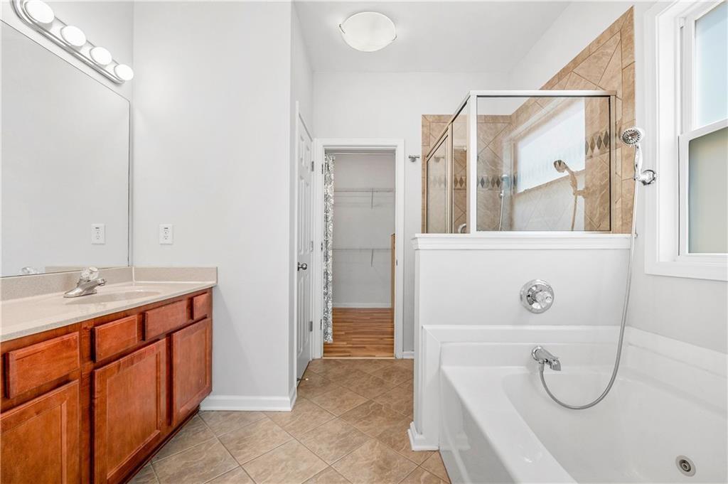 2113 Worrall Hill Drive Property Photo 25