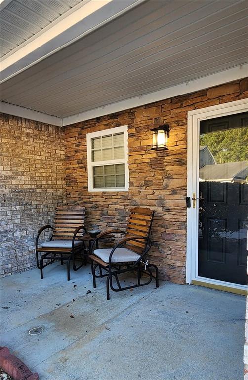 118 Avalon Drive Property Photo 4
