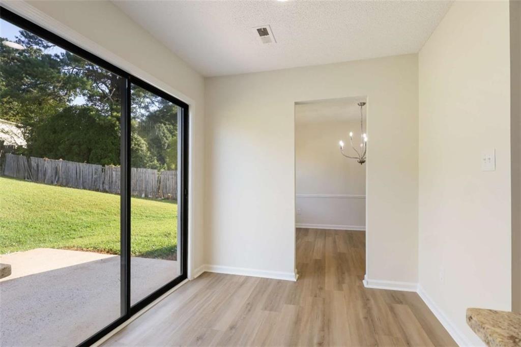 4068 Hunt Way Property Photo 5