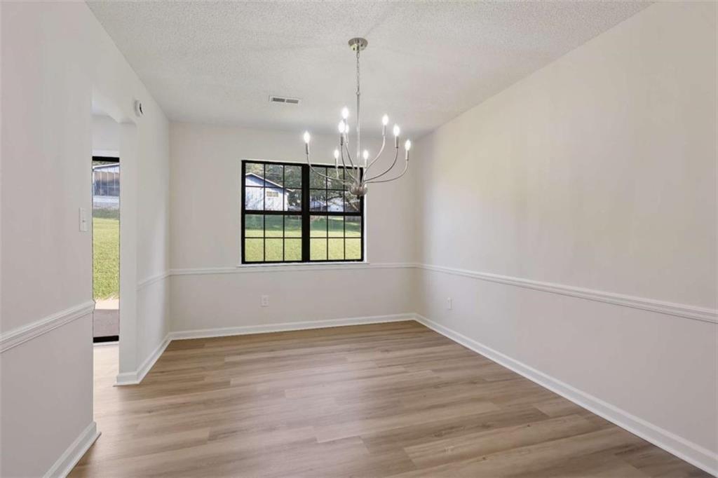 4068 Hunt Way Property Photo 6