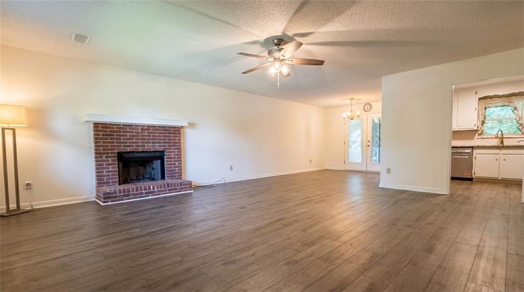 33 Chief Circle Property Photo 8