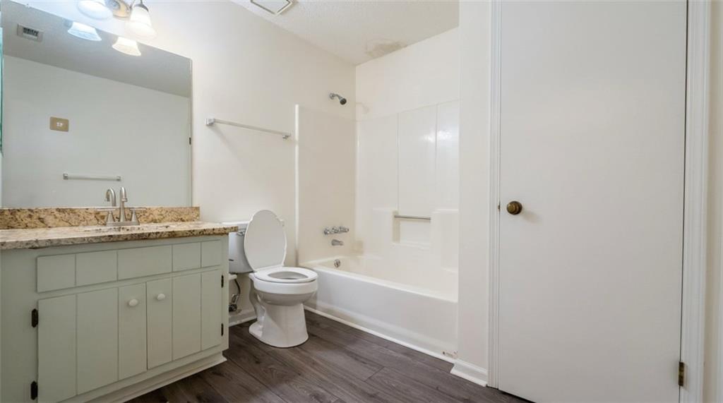 33 Chief Circle Property Photo 14