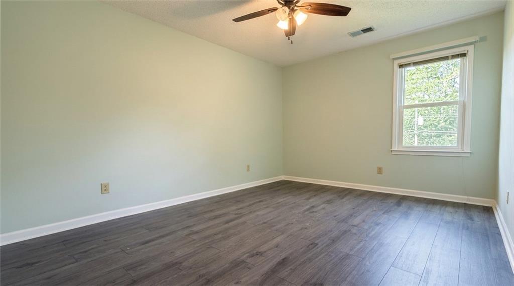 33 Chief Circle Property Photo 17