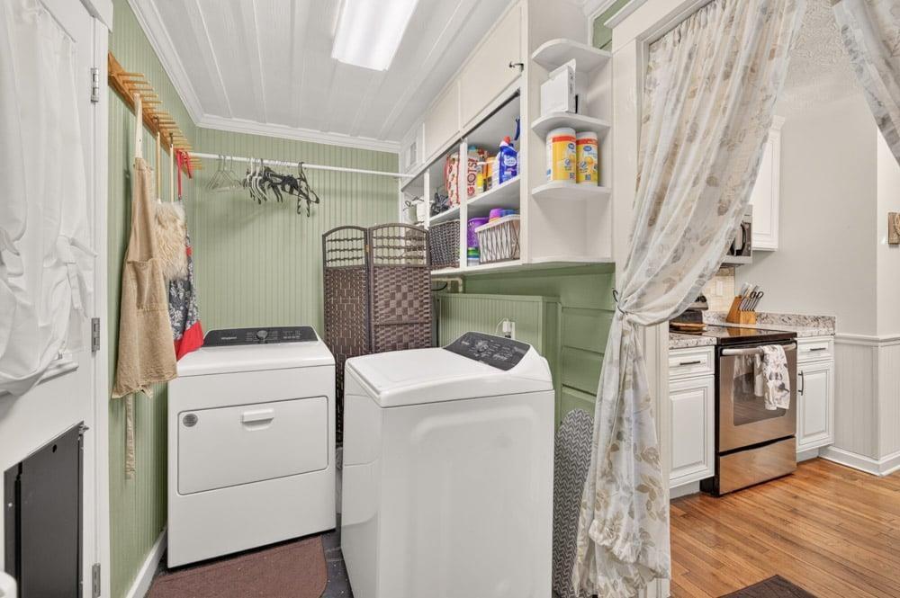 1013 S Madison Avenue Property Photo 11