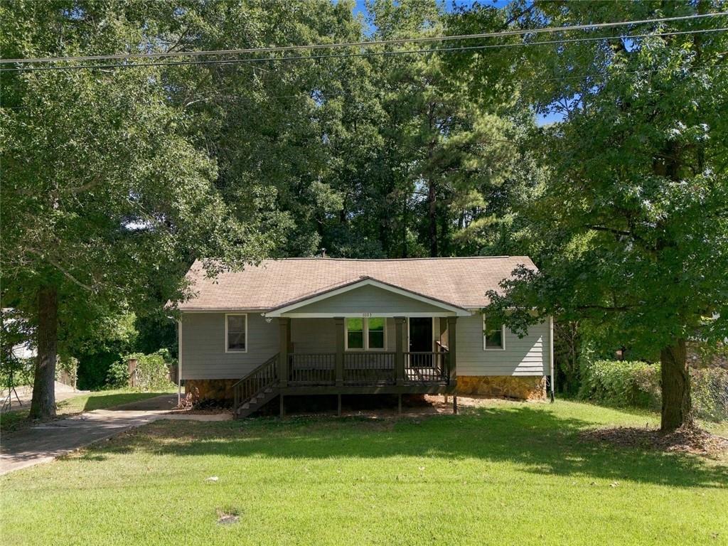 1003 Salisbury Trail Property Photo 1