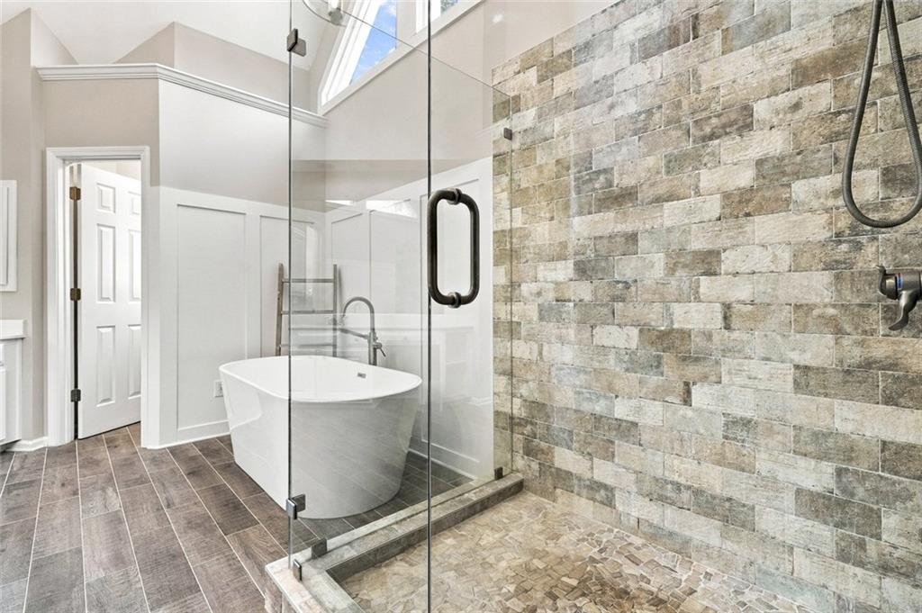 238 Rivergate Drive Property Photo 34
