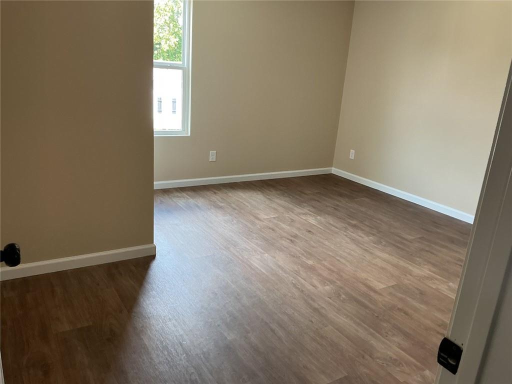 7841009 Property Photo 18