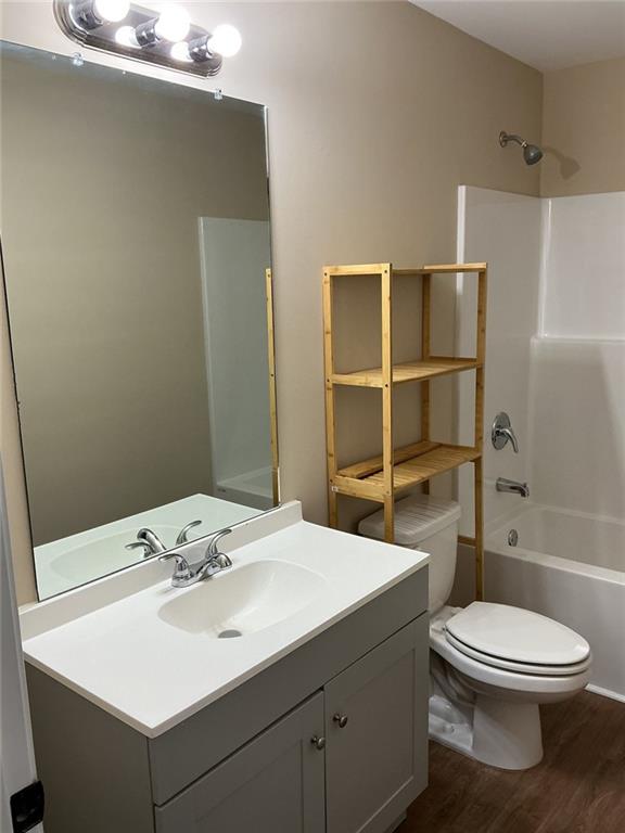 7841009 Property Photo 24