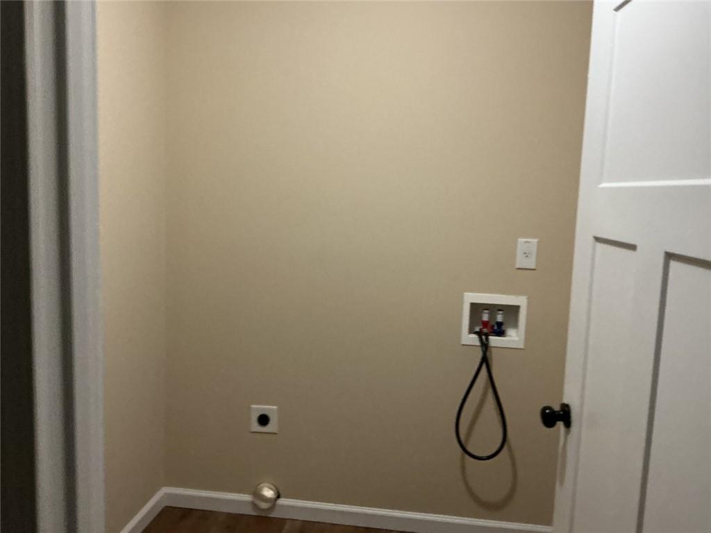 7841009 Property Photo 26