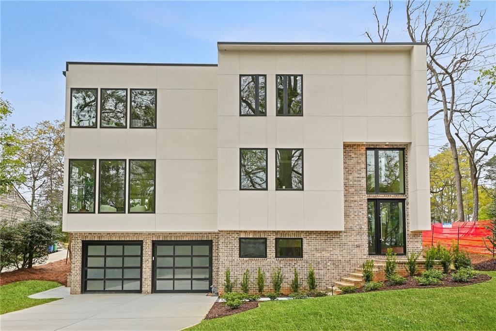 1260 Kingsley Circle Ne Property Photo 1