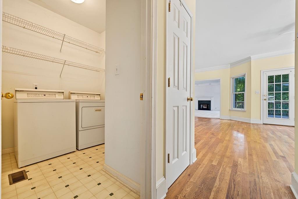 105 Monroe Drive Property Photo 19