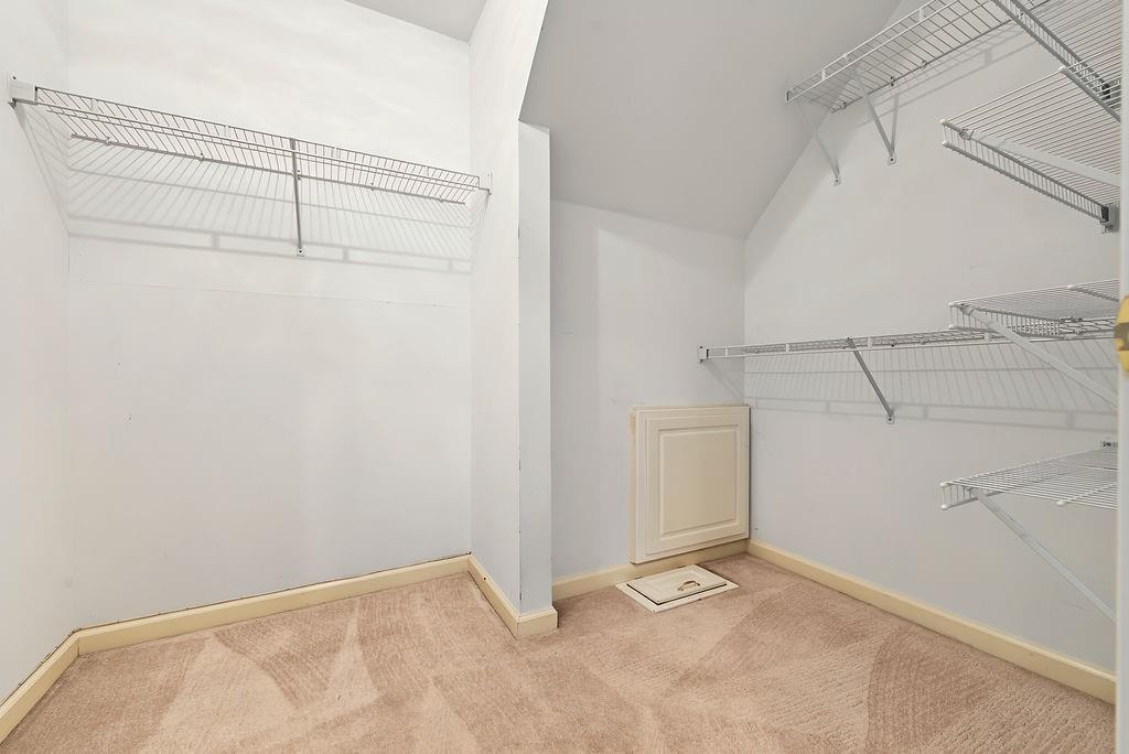 105 Monroe Drive Property Photo 27