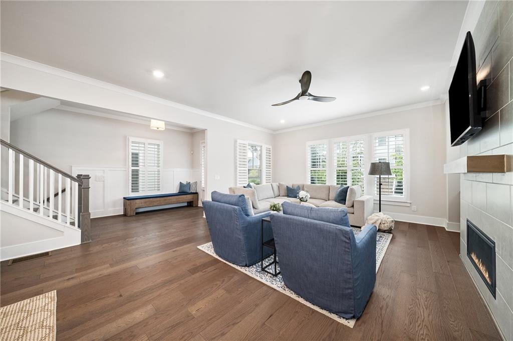 230 Anglin Walk Property Photo 8