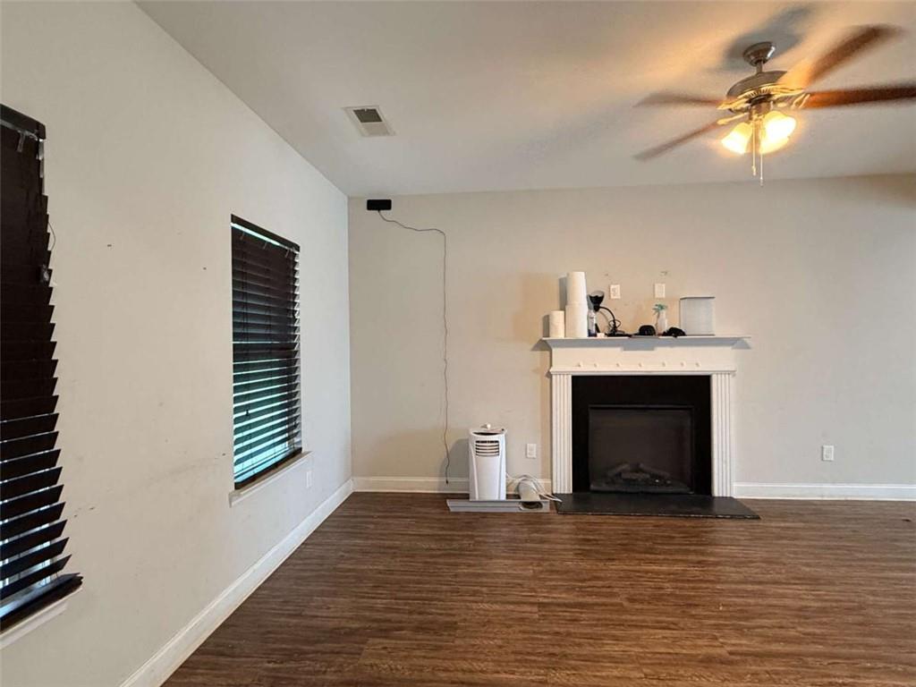 559 Joneus Drive Property Photo 4