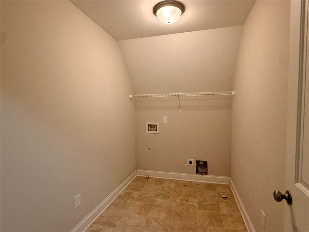 559 Joneus Drive Property Photo 15