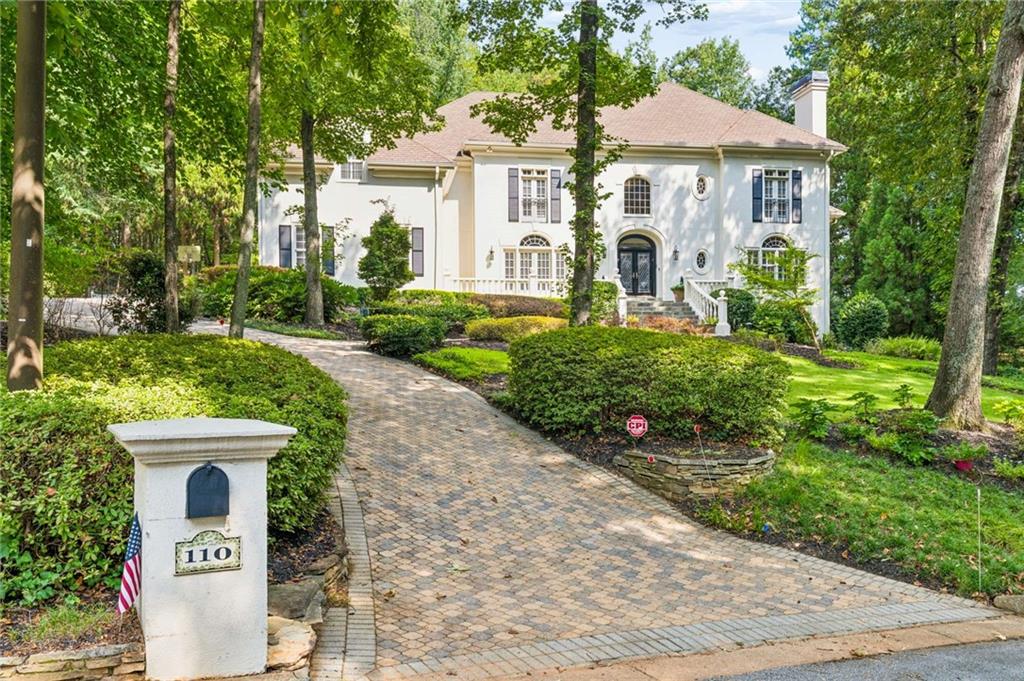 110 Parc Du Chateau Property Photo 1