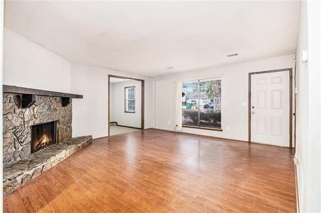 7841175 Property Photo 3