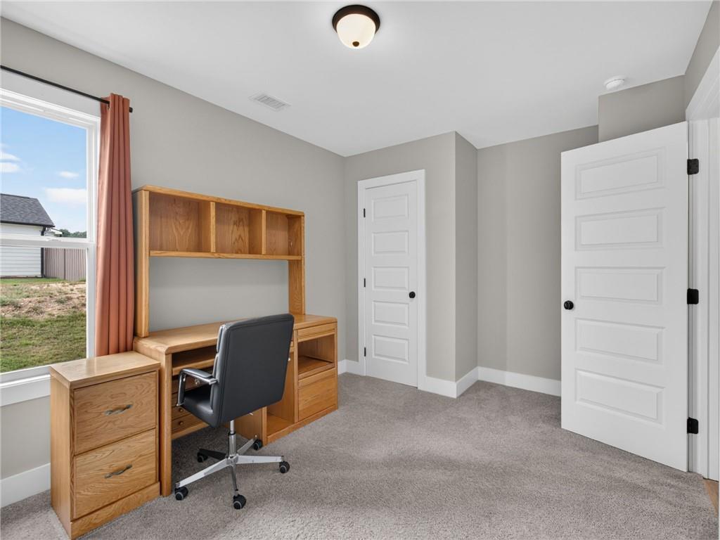 103 Advent Drive Property Photo 30