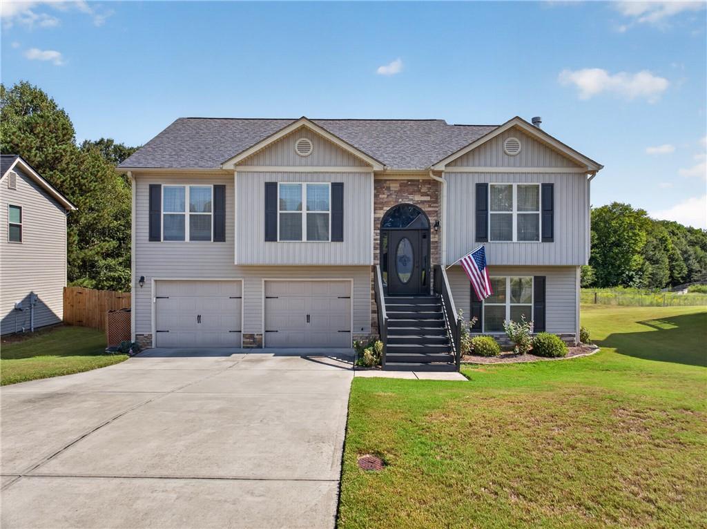 1690 Dillard Way Property Photo 1