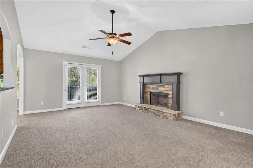 1690 Dillard Way Property Photo 9