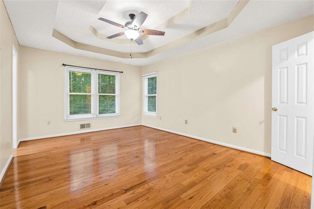 215 Somerset Drive Property Photo 11