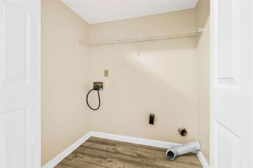 215 Somerset Drive Property Photo 20