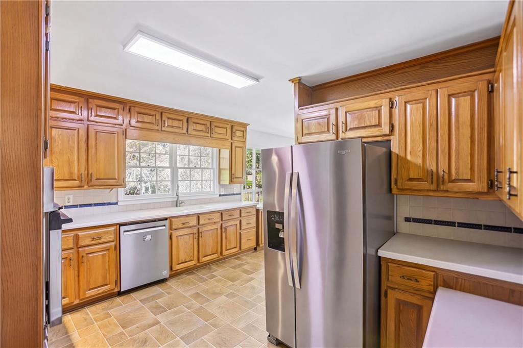 2186 Ingram Road Property Photo 6