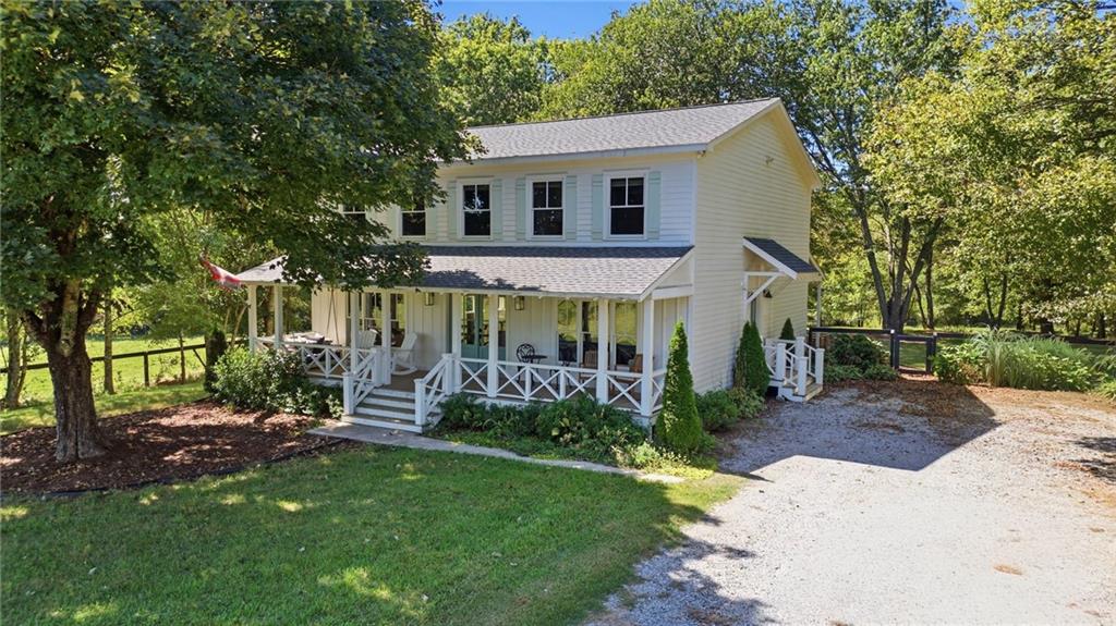 5425 Howard Road Property Photo 1