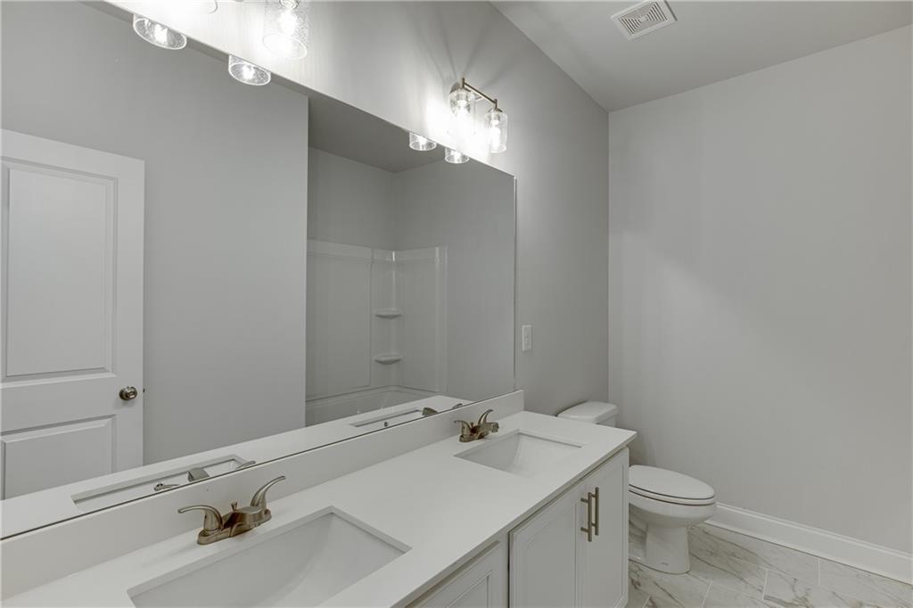 210 Oakdale Road Property Photo 24