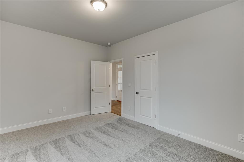 210 Oakdale Road Property Photo 26