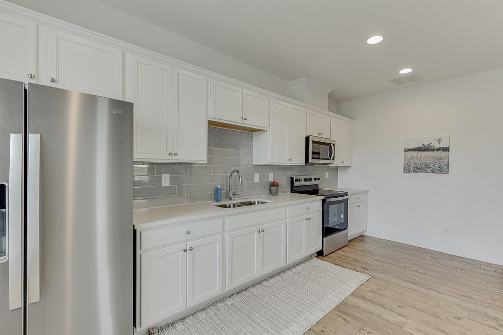 210 Oakdale Road Property Photo 45
