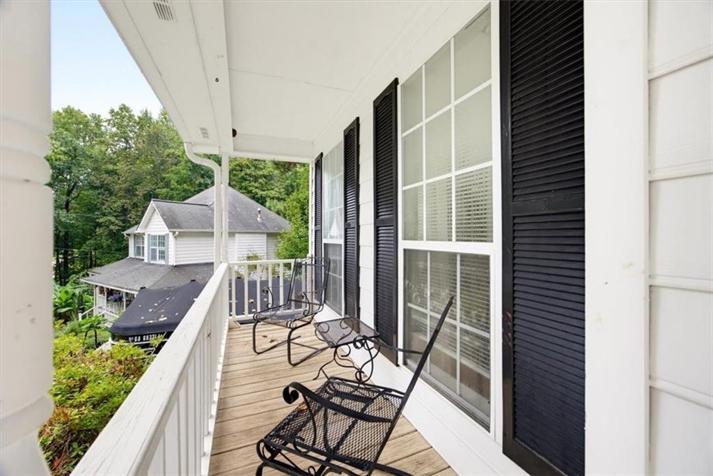 288 Olde Mill Pointe Property Photo 4