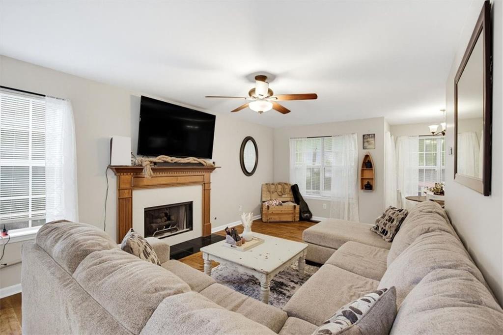 288 Olde Mill Pointe Property Photo 8