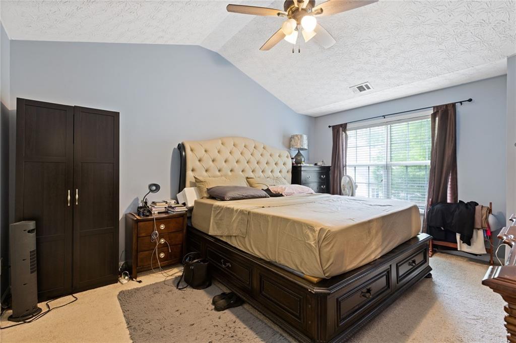 7841387 Property Photo 12