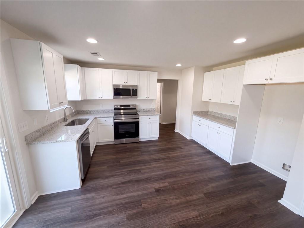 7402 Walton Hill Property Photo 2