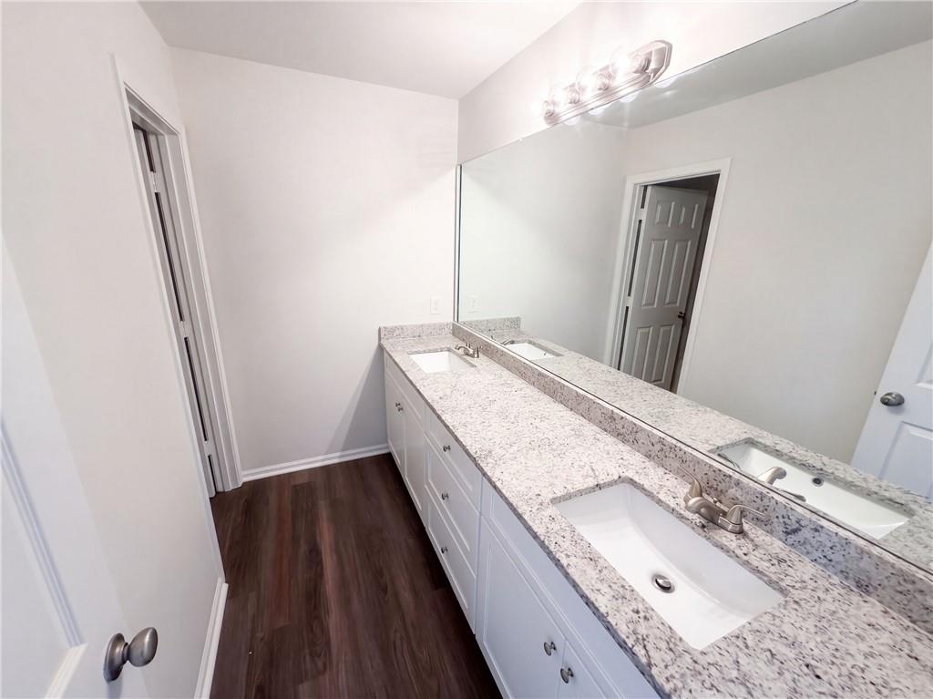 7402 Walton Hill Property Photo 12