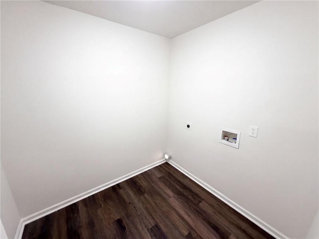 7402 Walton Hill Property Photo 13
